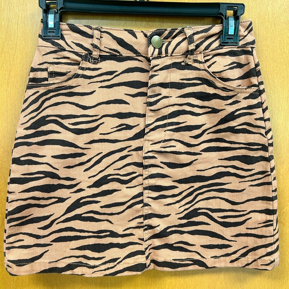 GB Tiger Print Mini Skirt